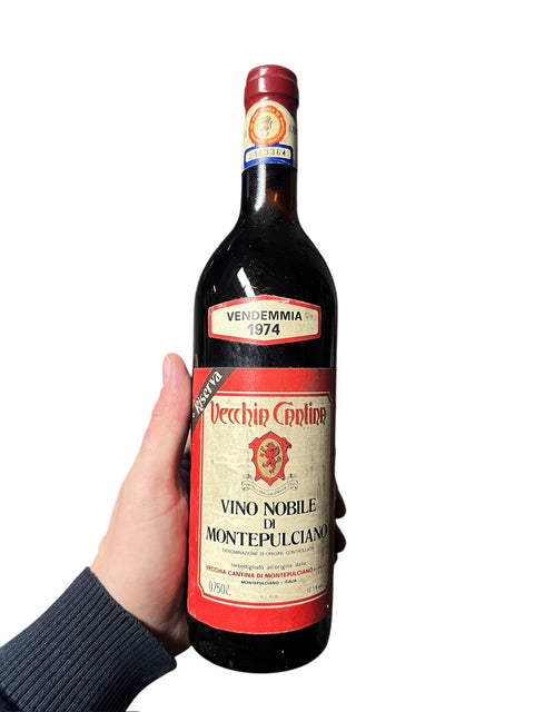 Vecchia Cantina Vino Nobile di Montepulciano 1974 Riserva kapselskada