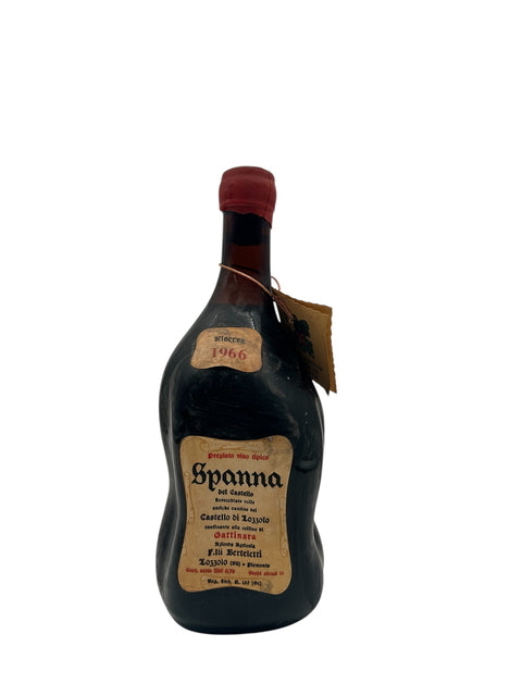 Flaska Spanna del Castello rött vin från 1966