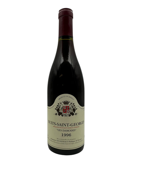 Flaska Nuits-Saint-Georges Domaine Lecheneaut 1996 rött vin