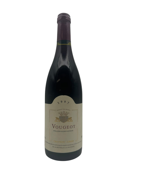 Flaska Vougeot Chauffray-Chopin 1997 rött vin från Bourgogne