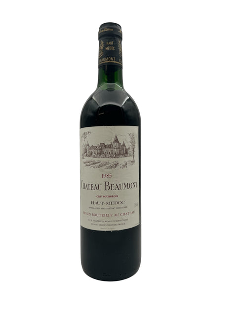 Flaska Chateau Beaumont rött vin 1985 från Haut-Médoc
