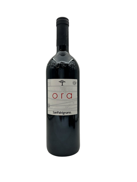 Flaska Ora SanPatrignano rött vin 2011