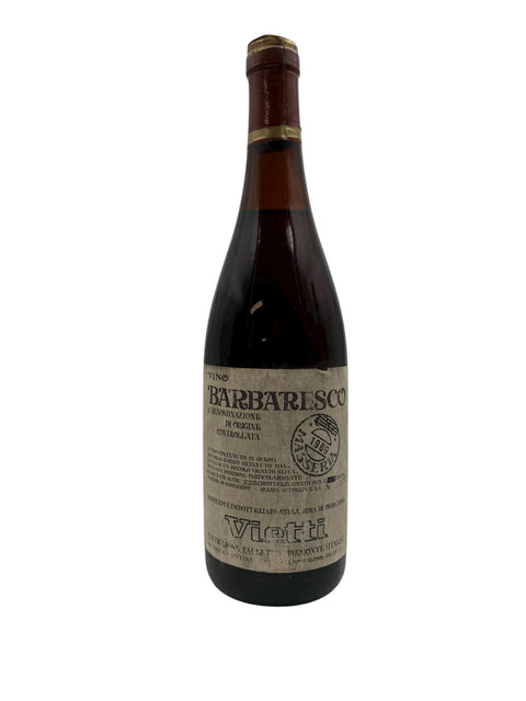 Flaska Barbaresco Vinetti från 1968