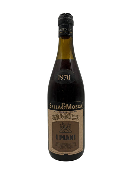 Flaska I Piani Sella & Mosca rött vin från 1970
