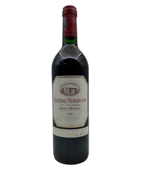 En flaska Chateau Verdignan 1993 rött vin från Haut-Médoc