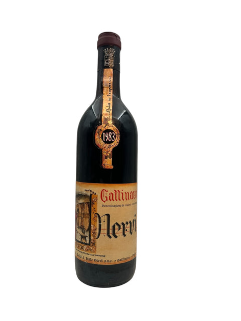 Flaska Gattinara Nervi rött vin från 1983