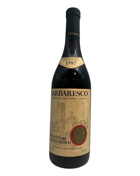 Flaska Barbaresco Produttori del Barbaresco 1987 rött vin