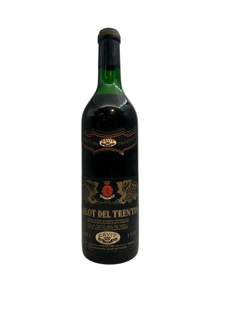 Flaska Merlot del Trentino Cavit 1970 rött vin