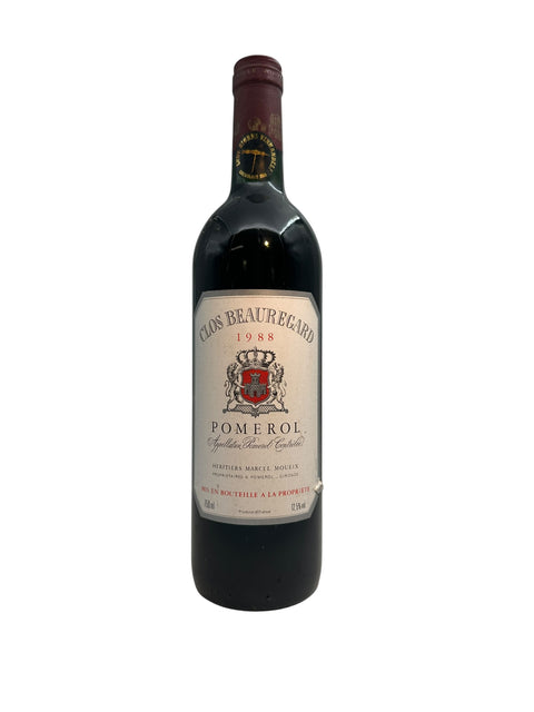 Flaska rödvin Pomerol från 1988 av producenten Heritiers Marcel Moueix