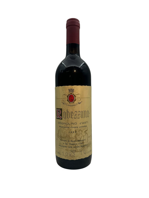 Flaska Grignolino d'Asti Rabezzana 1992 rött vin