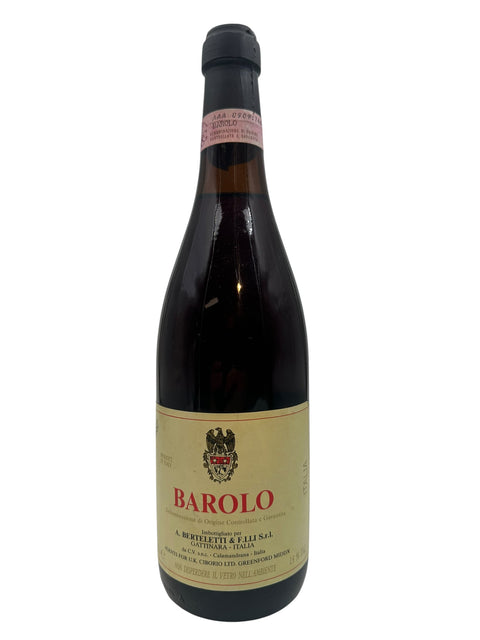 Baroloflaska med etikett från 1975 från producenten A. Brteletti & F.lli