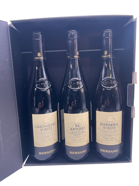 Tre flaskor rött vin från Bersano i presentförpackning